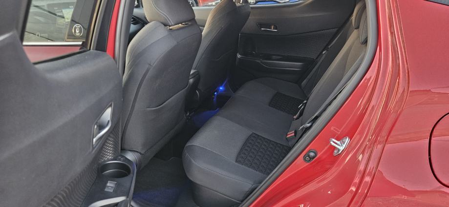 Toyota C-HR 2,0 135kWt Full Oprema ***AKCIJA ***, fotografija 15