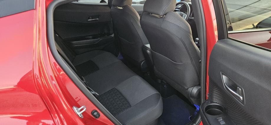 Toyota C-HR 2,0 135kWt Full Oprema ***AKCIJA ***, fotografija 18