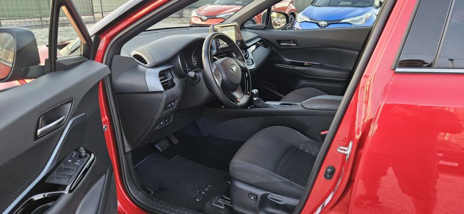 Toyota C-HR 2,0 135kWt Full Oprema ***AKCIJA ***, fotografija 12