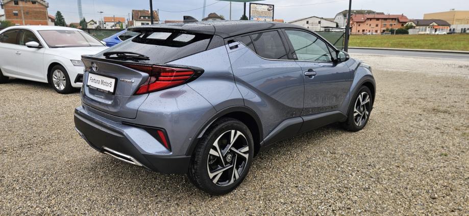 Toyota C-HR 2.0 135kWt * Kamera* Android Apple * FUL OPREMA, fotografija 5