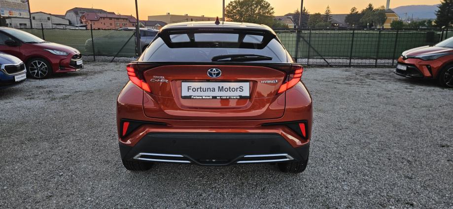 Toyota C-HR 2.0 135kWt * Kamera* JBL * Full Oprema, fotografija 6