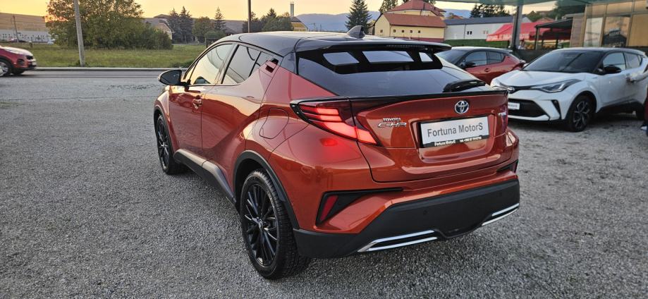 Toyota C-HR 2.0 135kWt * Kamera* JBL * Full Oprema, fotografija 7