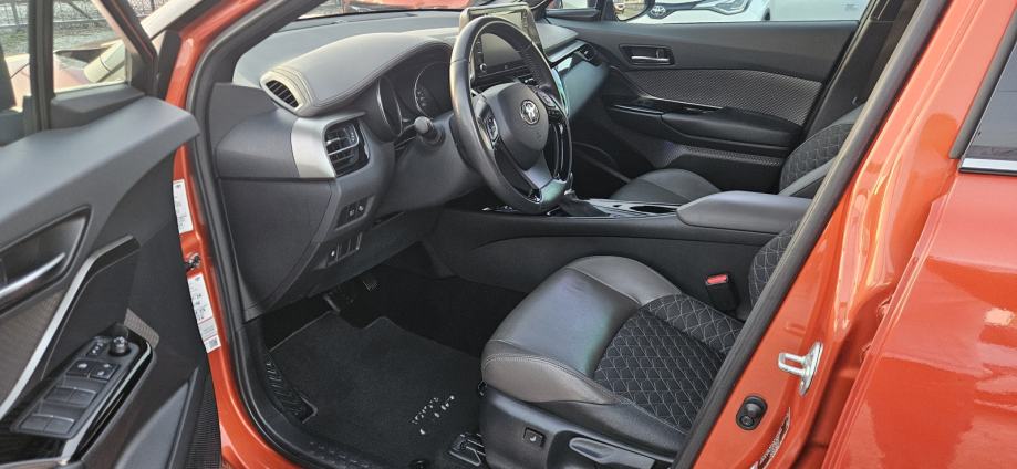 Toyota C-HR 2.0 135kWt * Kamera* JBL * Full Oprema, fotografija 12