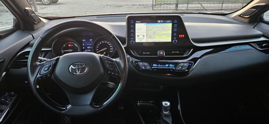 Toyota C-HR 2.0 135kWt * Kamera* JBL * Full Oprema, fotografija 19
