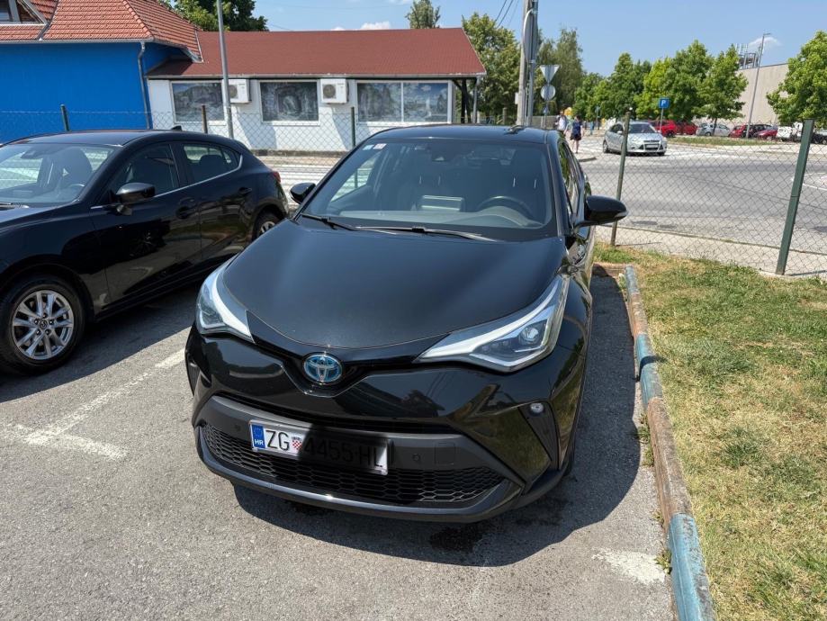TOYOTA C-HR HYBRID MC 2.0 HSD 5D CHIC full oprema automatik prvi vlasn, fotografija 4