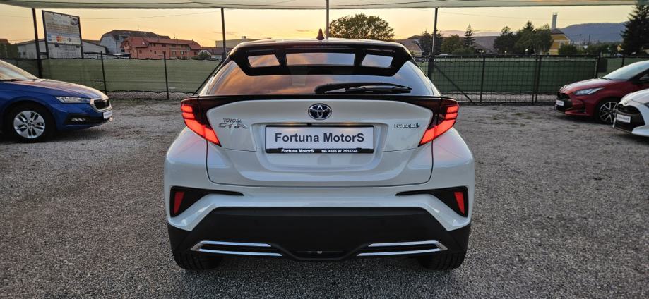 TOYOTA C-HR 2,0 HYBRID * Kamera * LED * FULL OPREMA, fotografija 6