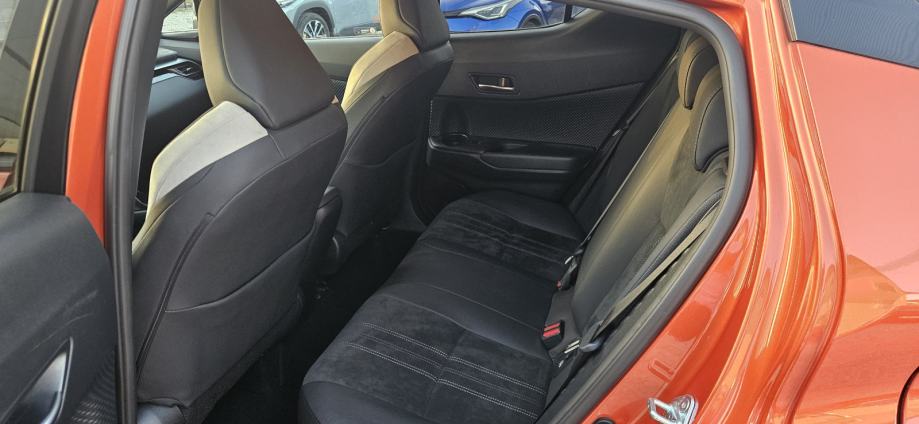Toyota C-HR 2.0 GR SPORT 135kWt * Kamera* JBL * Full Oprema, fotografija 12