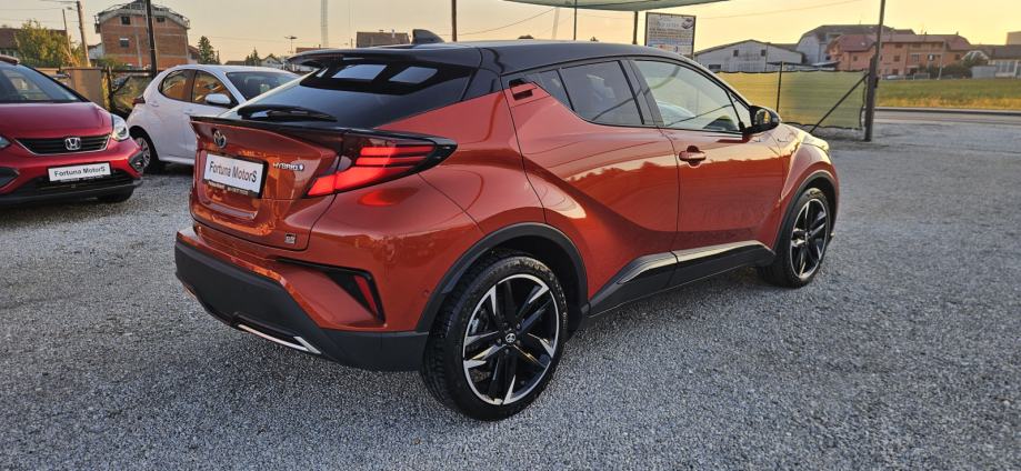Toyota C-HR 2.0 GR SPORT 135kWt * Kamera* JBL * Full Oprema, fotografija 5