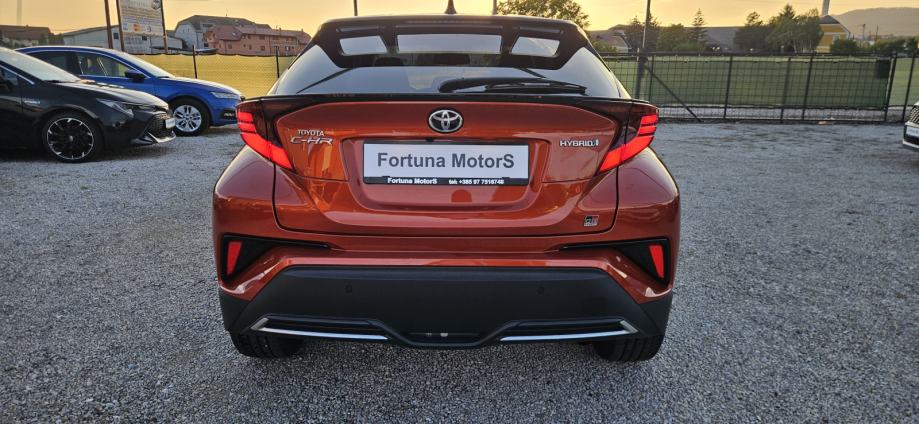 Toyota C-HR 2.0 GR SPORT 135kWt * Kamera* JBL * Full Oprema, fotografija 6