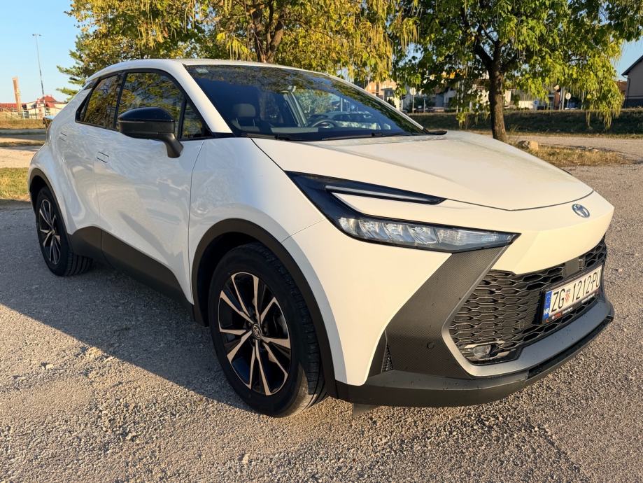 Toyota C-HR, HEV 1,8, C-OOL, HR, 1. vlasnik, reg. godinu dana, fotografija 3