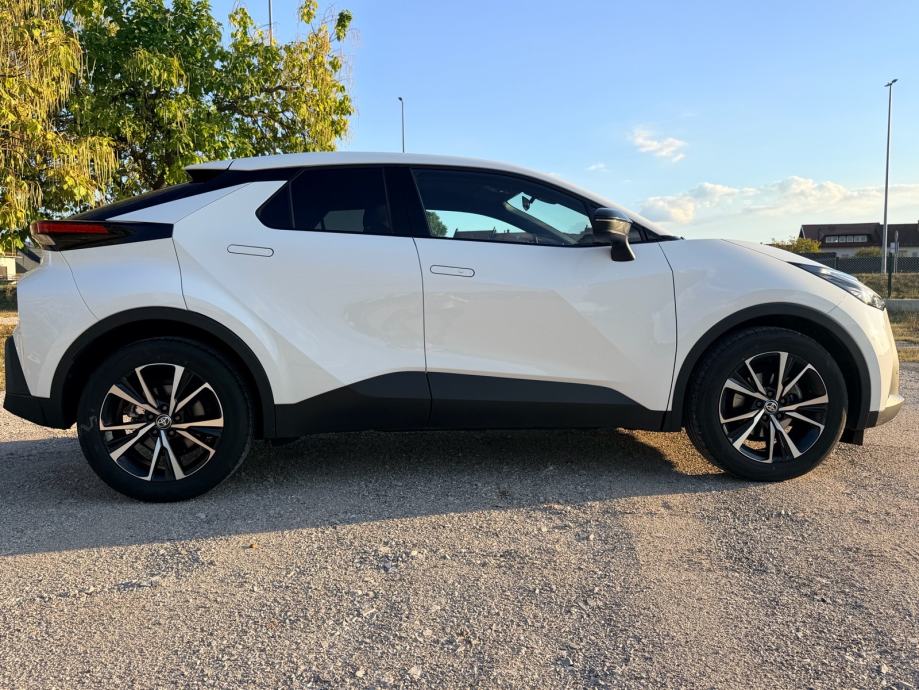 Toyota C-HR, HEV 1,8, C-OOL, HR, 1. vlasnik, reg. godinu dana, fotografija 4