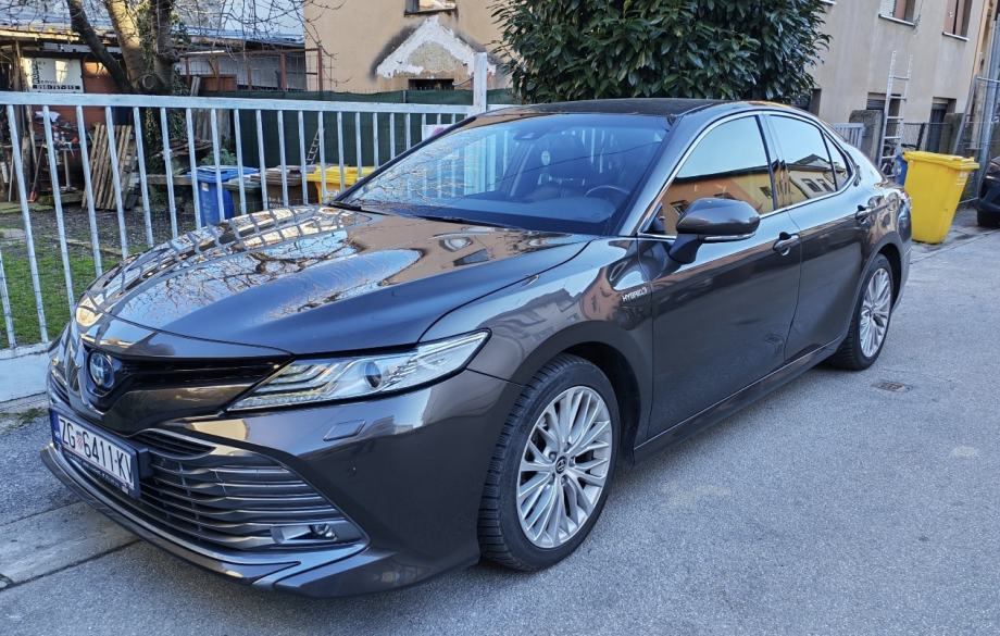 Toyota Camry 2,5 Hybrid Executive, fotografija 4