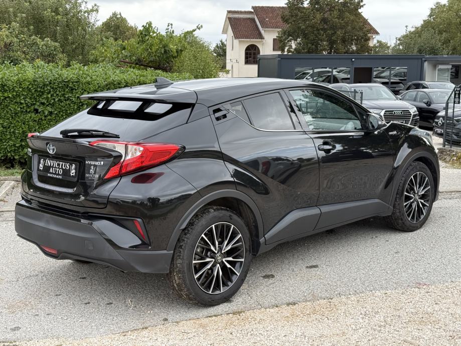 TOYOTA CH-R 1.8 Hybrid E - CVT - *Business* - 2019. Godina - Servisna!, fotografija 7