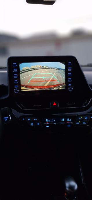 Toyota CH-R 2020 1.8 Automatik, fotografija 14