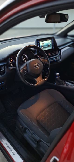 Toyota CH-R 2020 1.8 Automatik, fotografija 12