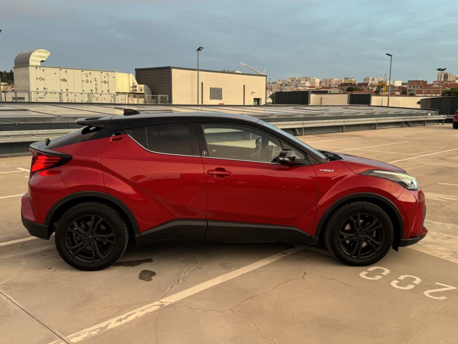 Toyota CH-R 2020 1.8 Automatik, fotografija 5