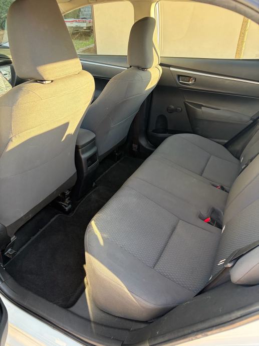 Toyota Corolla 1.4 D-4D, fotografija 7