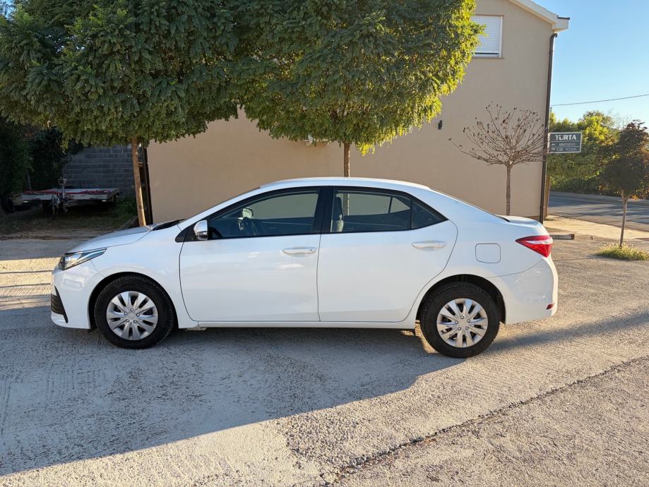 Toyota Corolla 1.4 D-4D, fotografija 2