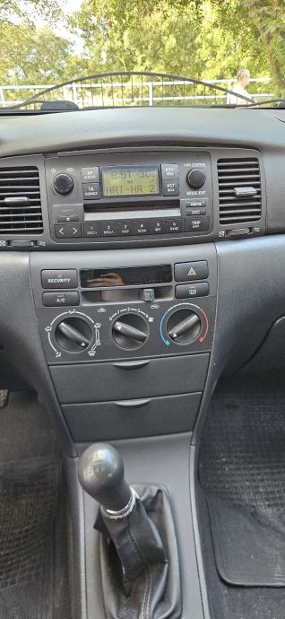 Toyota Corolla 1.4 vvti, fotografija 8