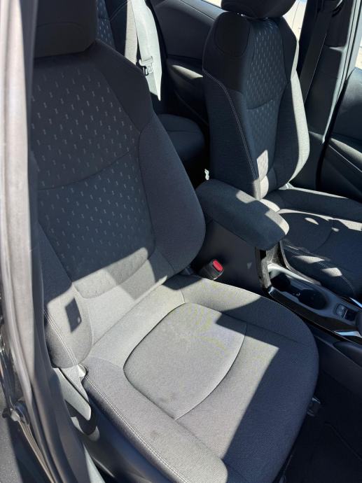Toyota Corolla 1,5, fotografija 2