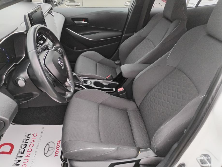 Toyota Corolla 1,8 Hybrid, 4 GOD. GARANCIJE, EL. SERVISNA, TOP STANJE, fotografija 11