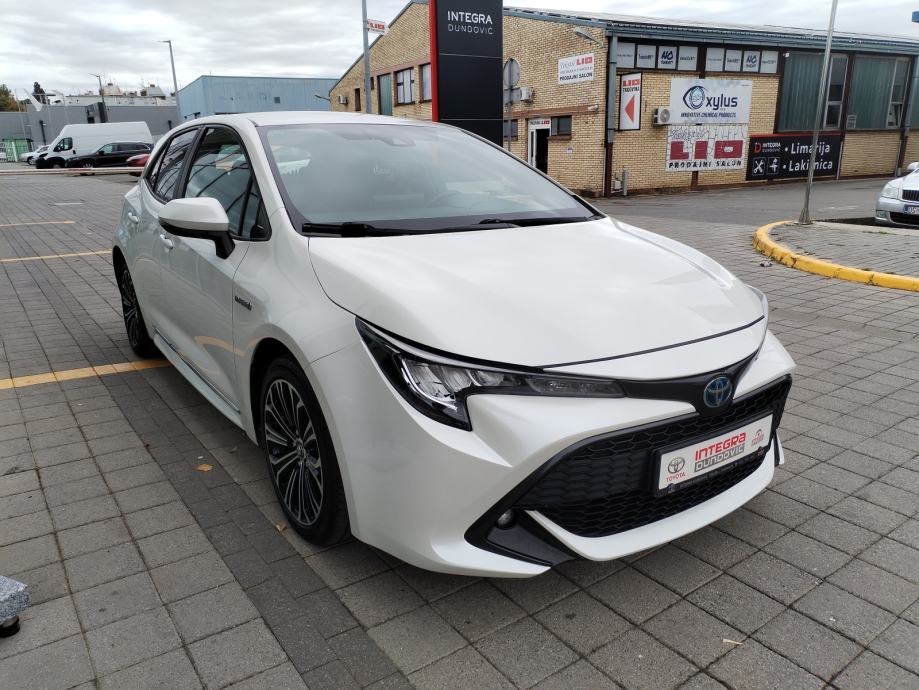 Toyota Corolla 1,8 Hybrid, 4 GOD. GARANCIJE, EL. SERVISNA, TOP STANJE, fotografija 3