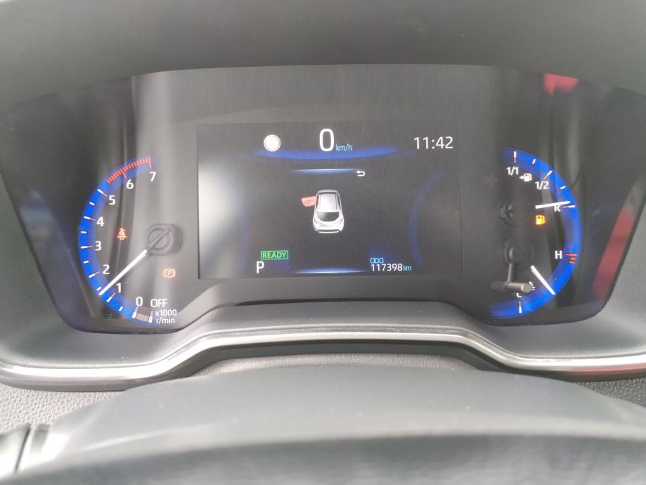 Toyota Corolla 1,8 Hybrid, 4 GOD. GARANCIJE, EL. SERVISNA, TOP STANJE, fotografija 13