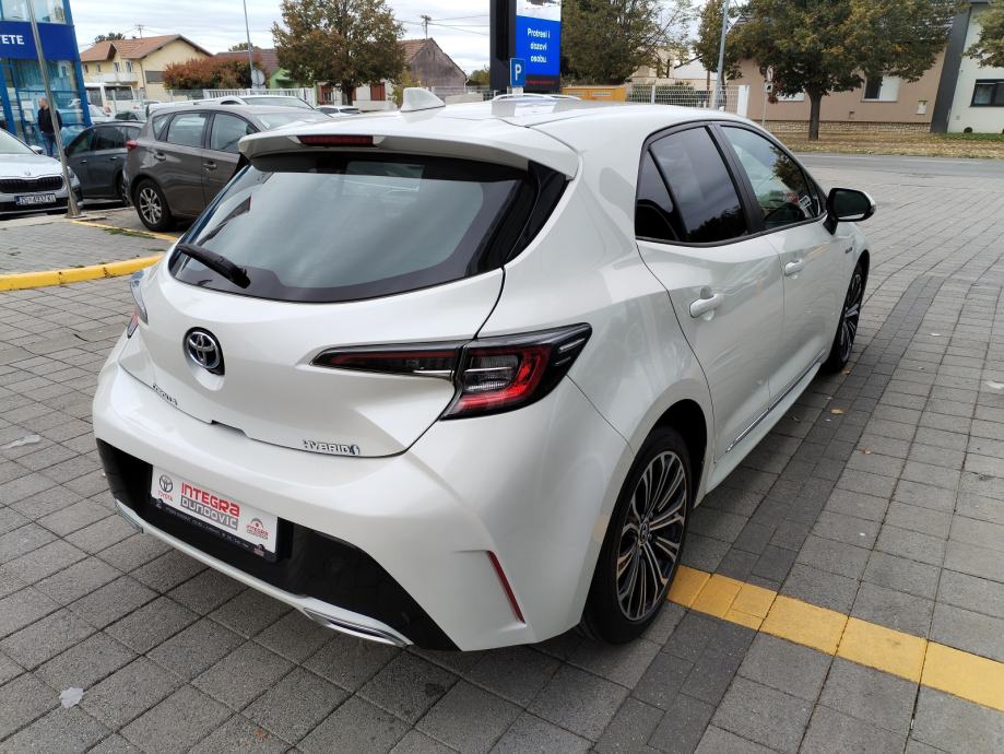 Toyota Corolla 1,8 Hybrid, 4 GOD. GARANCIJE, EL. SERVISNA, TOP STANJE, fotografija 5