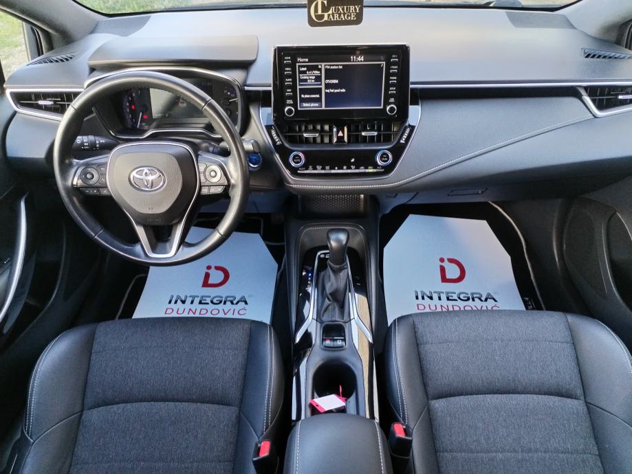 Toyota Corolla 1,8 Hybrid, 5 GOD. GARANCIJE, TOP STANJE, fotografija 9
