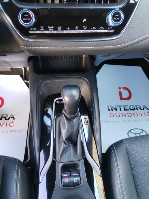 Toyota Corolla 1,8 Hybrid, 5 GOD. GARANCIJE, TOP STANJE, fotografija 18