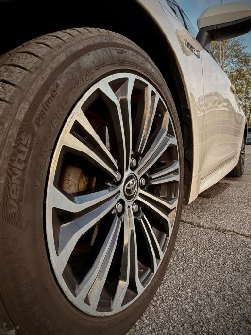 Toyota Corolla 1.8. Hybrid automatik SOL oprema, fotografija 13