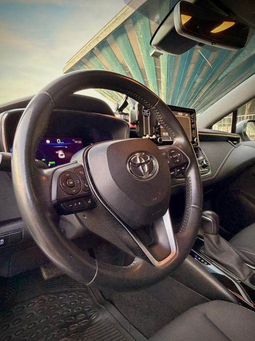Toyota Corolla 1.8. Hybrid automatik SOL oprema, fotografija 6
