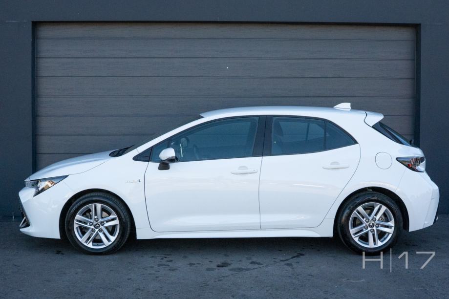 Toyota Corolla 1,8 Hybrid, SOL, CVT, nema prijenosa, pogled izvana - slika 4