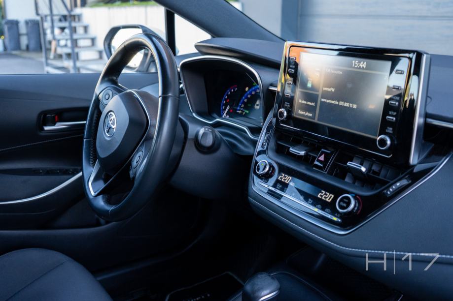 Toyota Corolla 1,8 Hybrid, SOL, CVT, nema prijenosa, fotografija 8