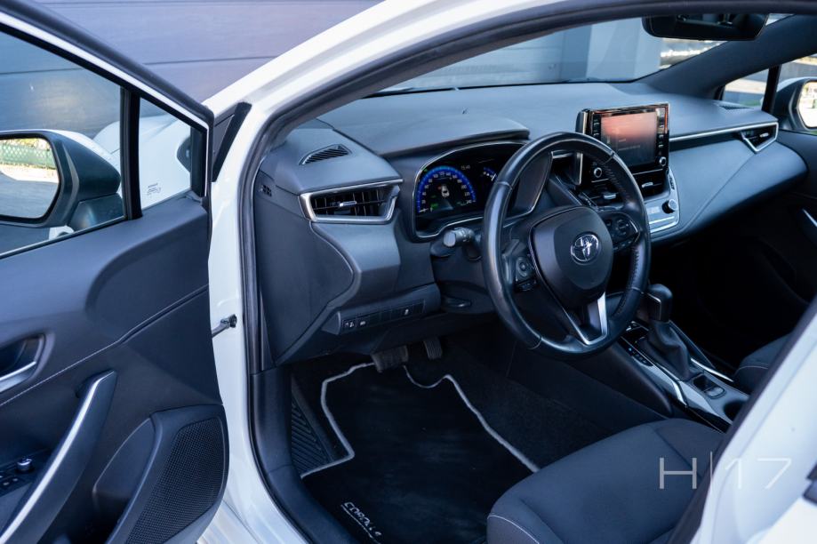 Toyota Corolla 1,8 Hybrid, SOL, CVT, nema prijenosa, fotografija 6