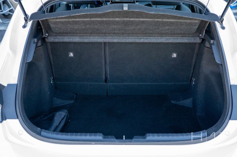 Toyota Corolla 1,8 Hybrid, SOL, CVT, nema prijenosa, fotografija 12