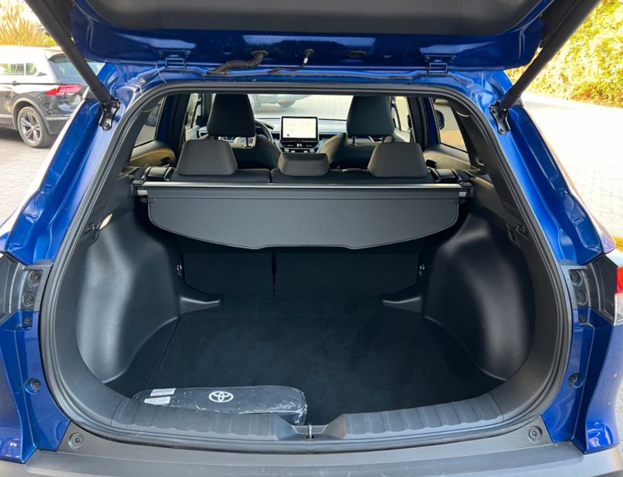 Toyota Corolla 1,8 Hybrid Style Comfort - BSM, LED, NAVI, KAM, RELAX, fotografija 12