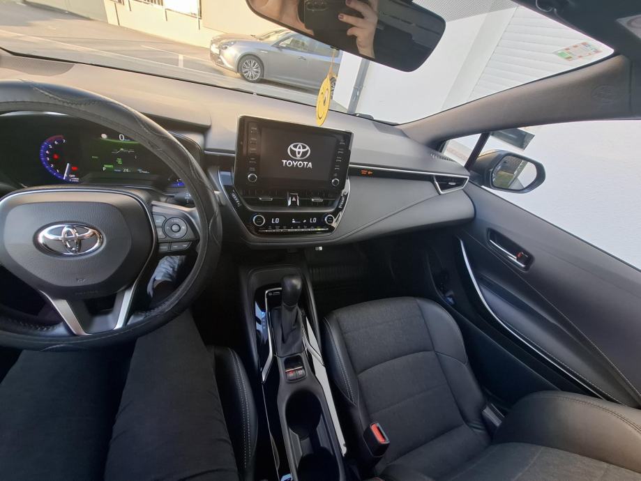 Toyota Corolla 1.8 Hybrid Style, JAMSTVO DO 2031, Kupljen u HR, fotografija 15