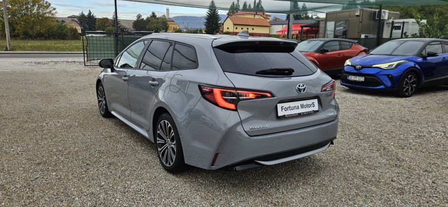 Toyota Corolla 2.0 135kWt FULL OPREMA ***AKCIJA ***, fotografija 7