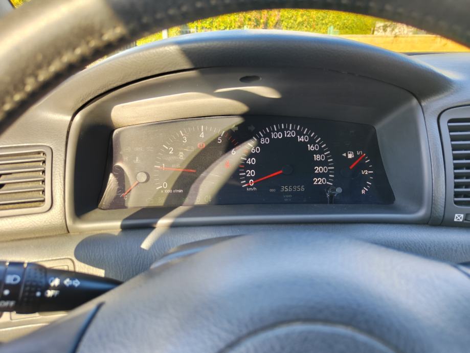 Toyota Corolla 2.0 D-4D, fotografija 10