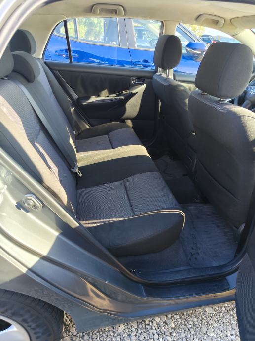 Toyota Corolla 2.0 D-4D, fotografija 11