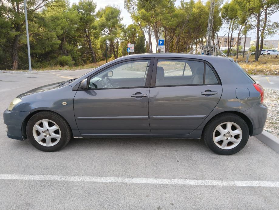 Toyota Corolla 2.0 D-4D, fotografija 7