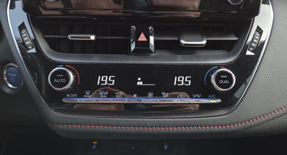 TOYOTA COROLLA 2.0 FULL HYBRID AUTOMATIK*ALU LED KAMERA*GARANCIJA*, fotografija 20