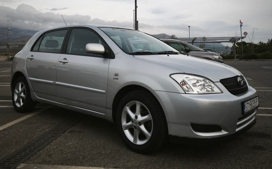Toyota Corolla, 31.000km, 1.vlasnik, 1.4i automatik, fotografija 2