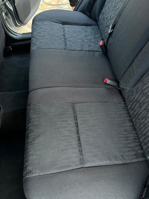 Toyota Corolla, 31.000km, 1.vlasnik, 1.4i automatik, fotografija 18
