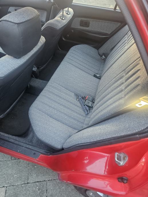 Toyota Corolla Benzin, fotografija 5