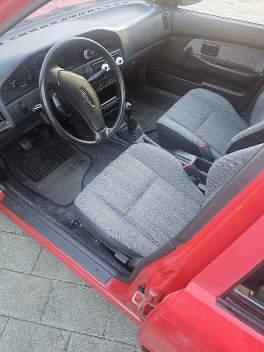 Toyota Corolla Benzin, fotografija 4