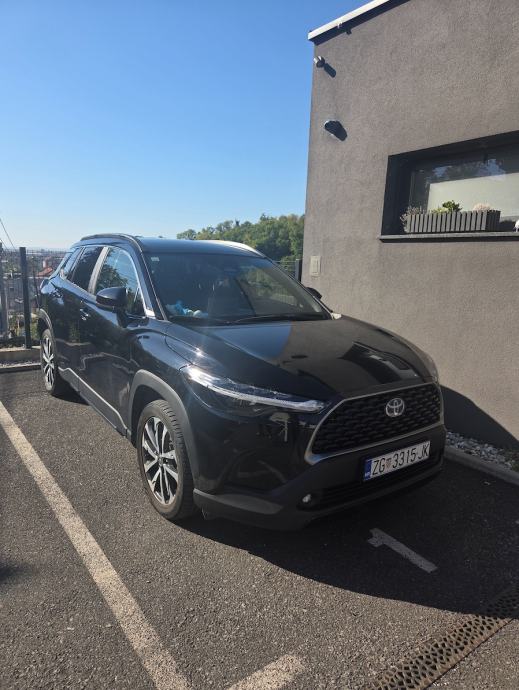 Toyota Corolla Cross 2.0 Hybrid Style, 52100 km, reg. 9/2027, jamstvo, fotografija 2