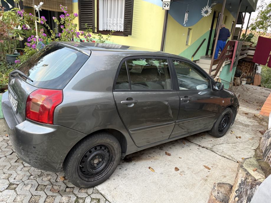 Toyota Corolla d4d 2.0, fotografija 5