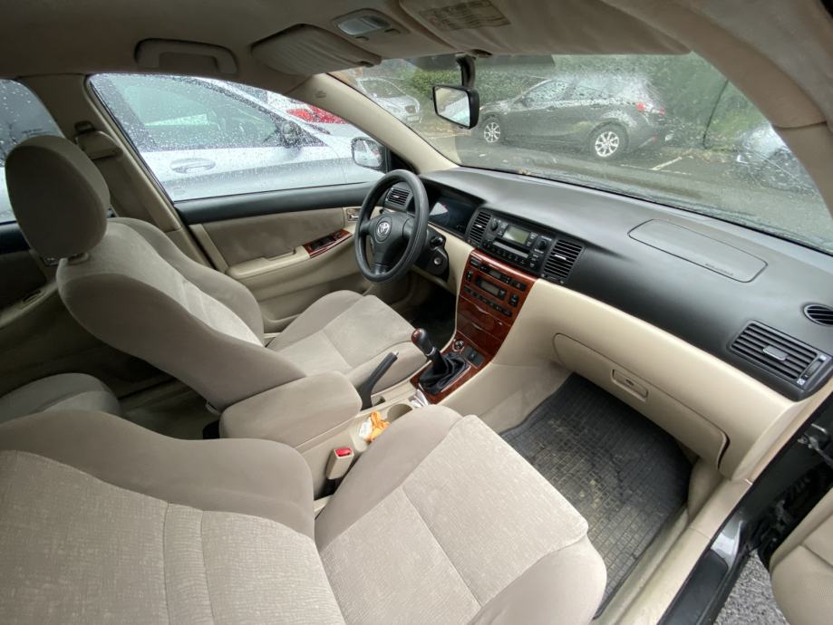 Toyota Corolla d4d 2.0, fotografija 6